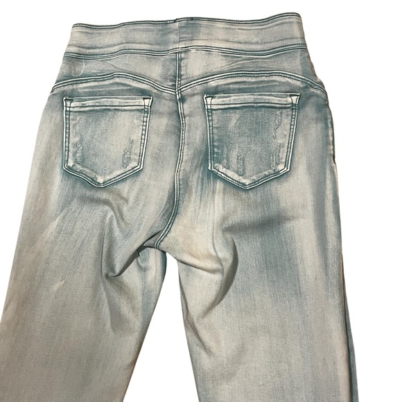 NWOT Coco + Carmen Green Acid Wash Elastic Waist Pull On Jeans - Picture 3 of 8